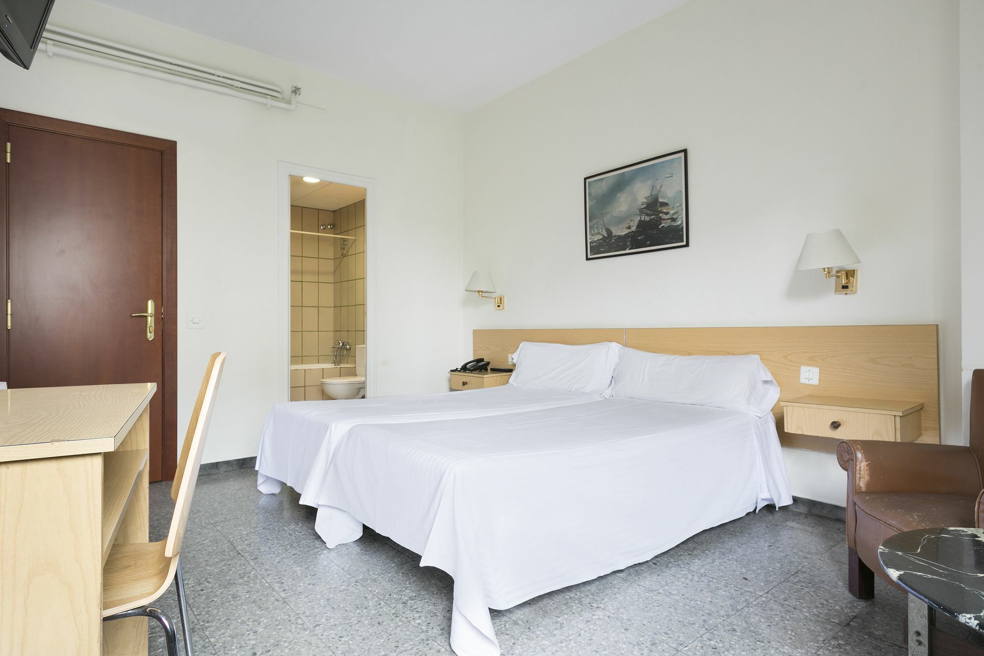 Hotel Climent Барселона Екстериор снимка
